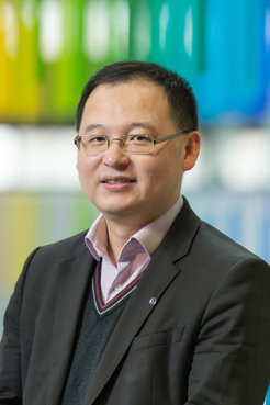 Prof. Xinliang Feng